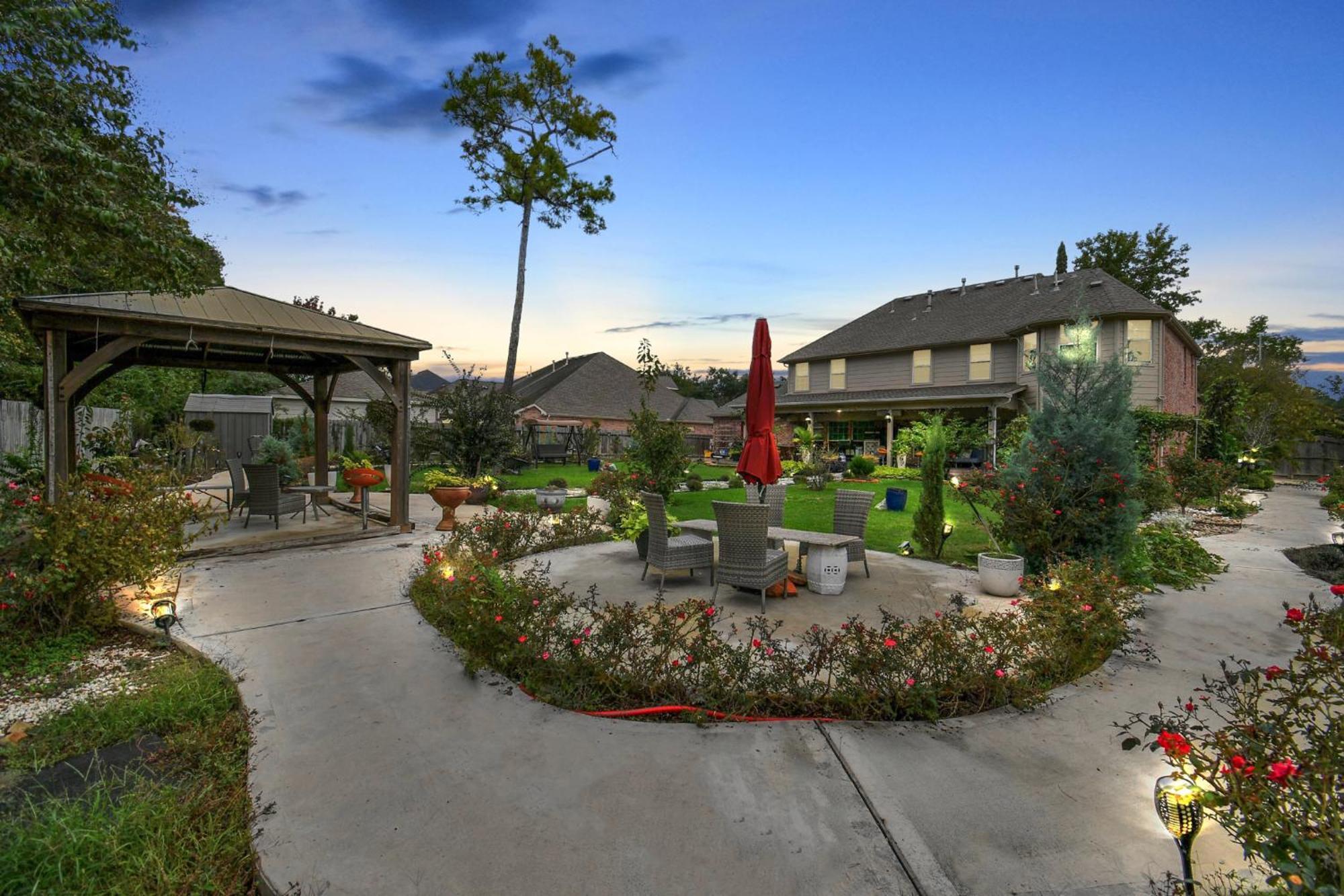Afra With Huge Garden Houston, Texas