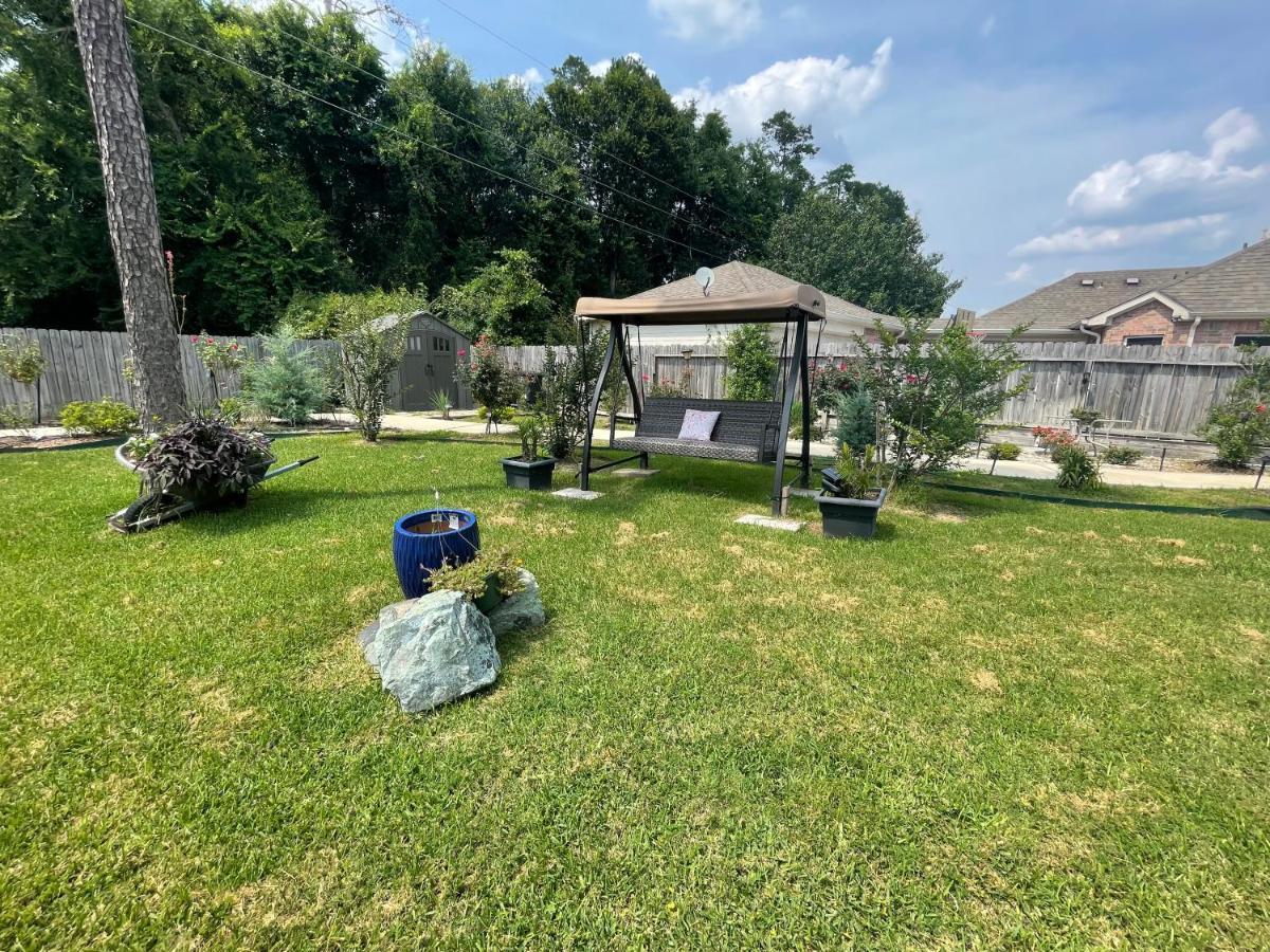 Afra With Huge Garden Houston, Texas Houston