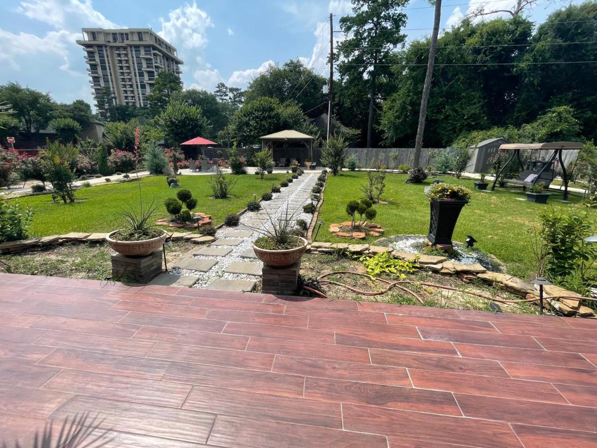 Villa Afra With Huge Garden Houston, Texas Houston