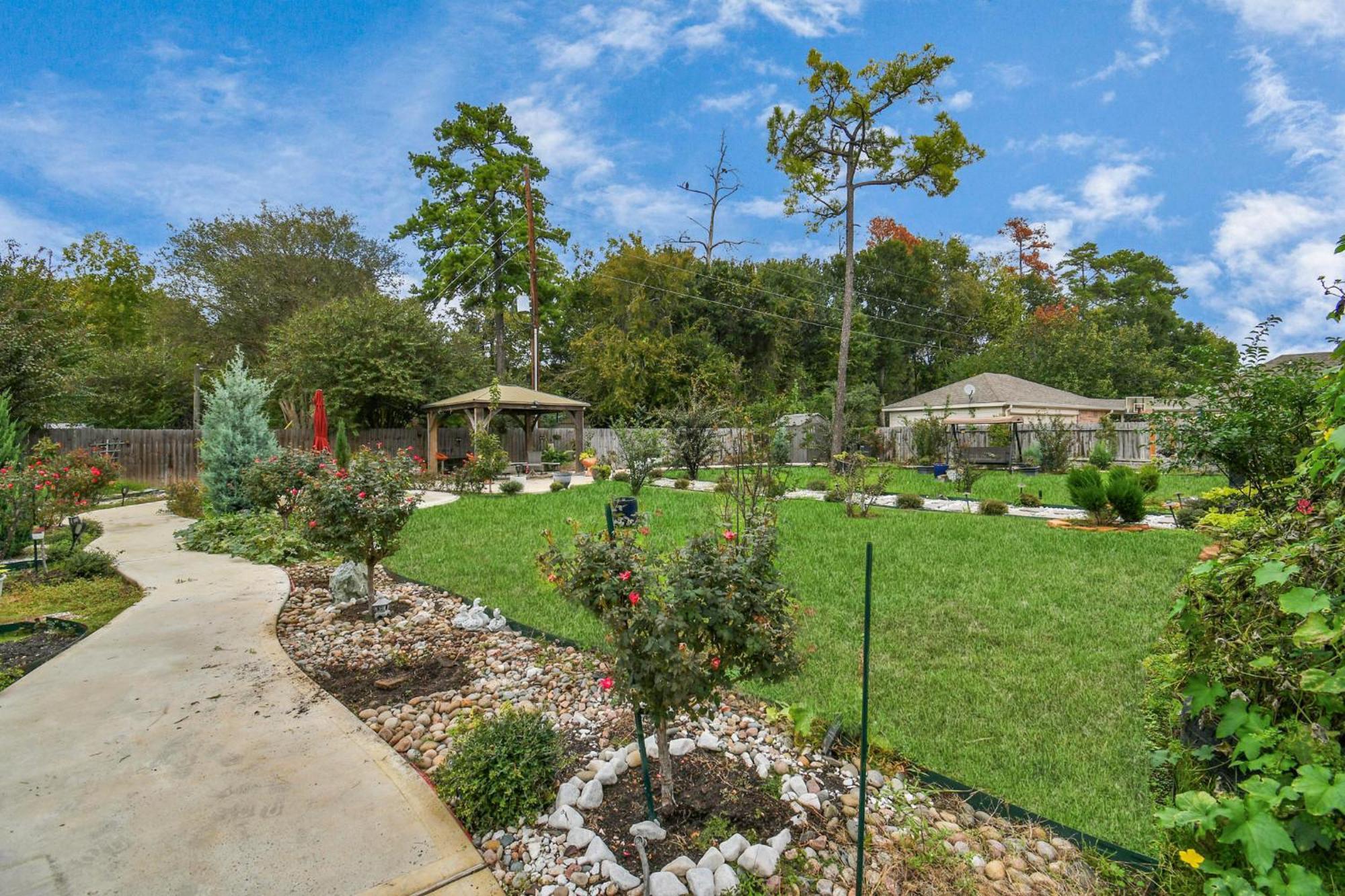 Afra With Huge Garden Houston, Texas Houston