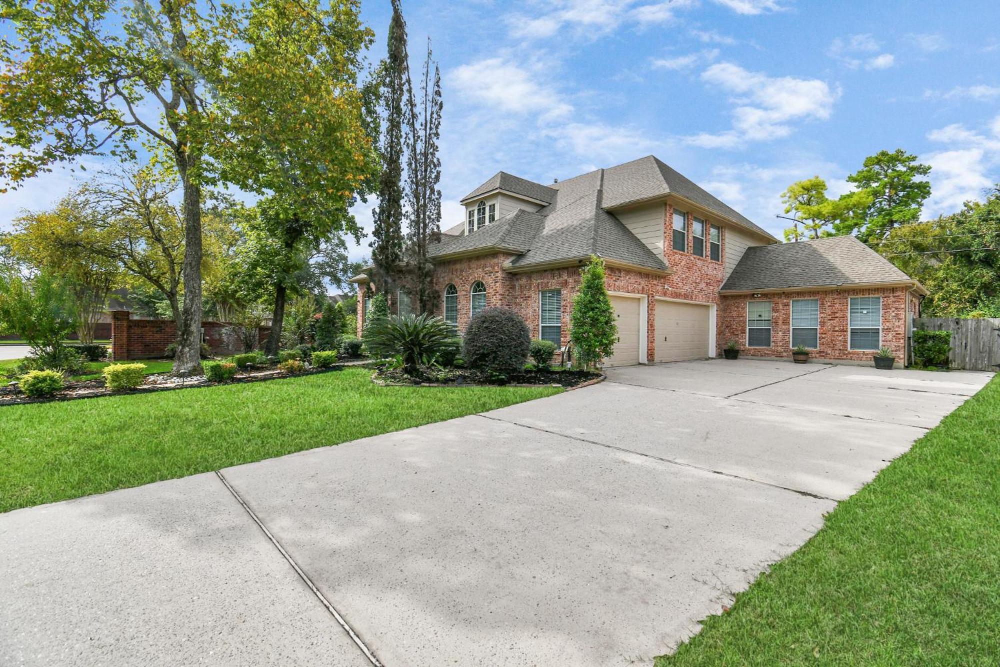 Afra With Huge Garden Houston, Texas Villa Houston