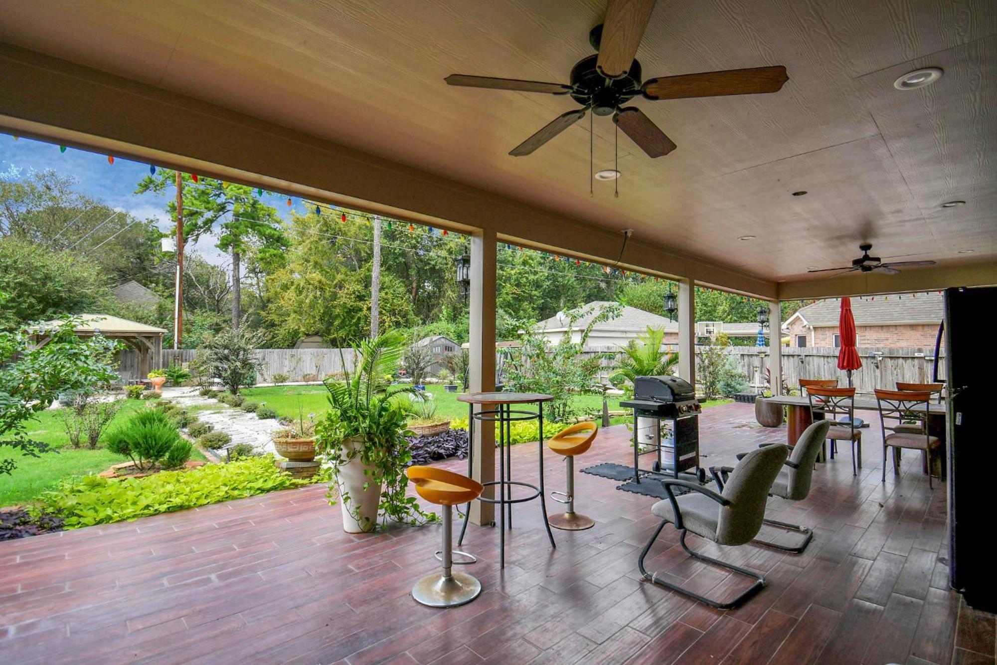 Afra With Huge Garden Houston, Texas Villa Houston