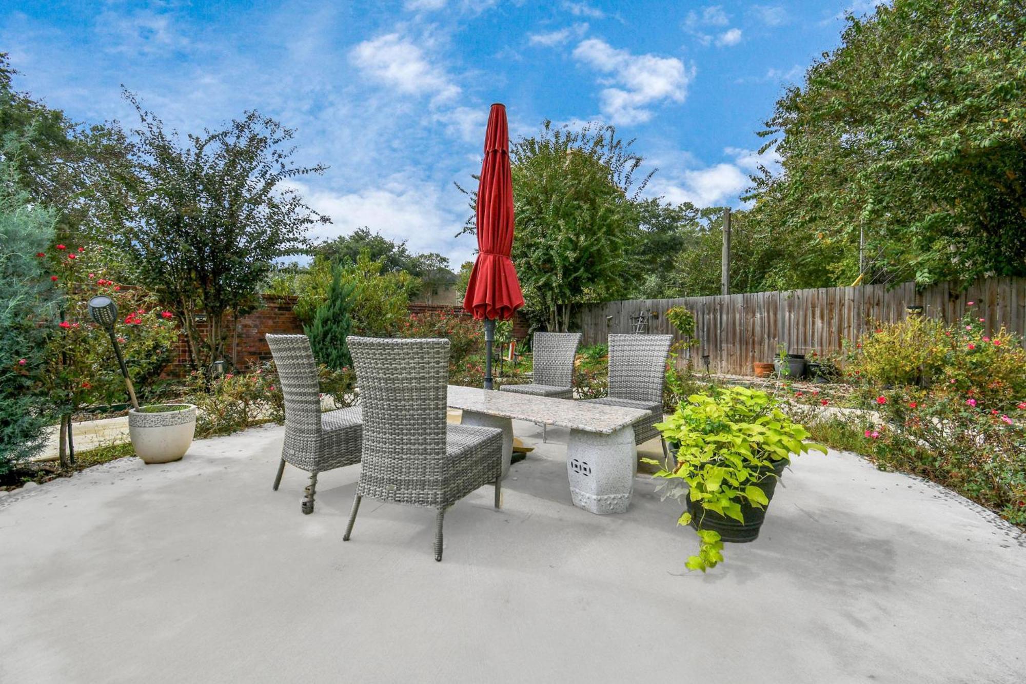 Villa Afra With Huge Garden Houston, Texas Houston